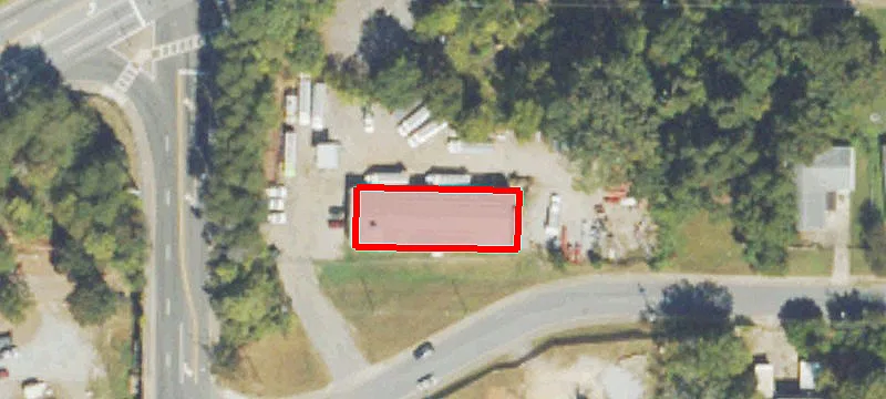 2906 Martin St