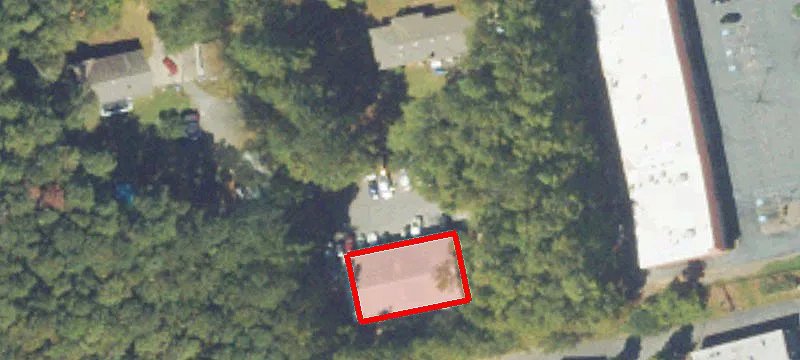 425 Gregory Ln