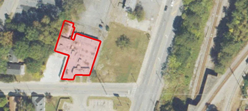 2995 Main St