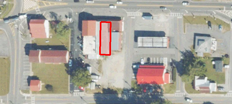 16 Bernard Long St