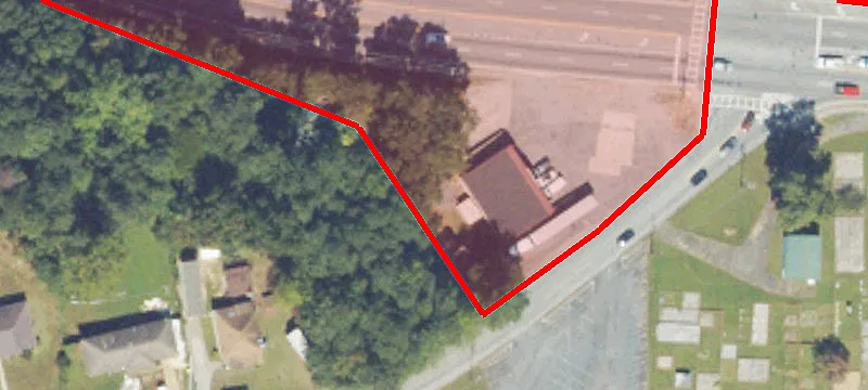 1605 Veterans Memorial SW Hwy