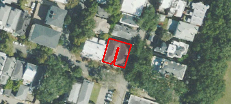 112 Waldburg St