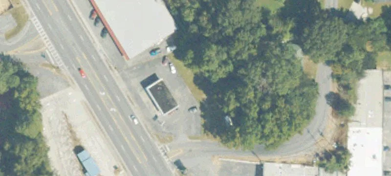 608 Wall St