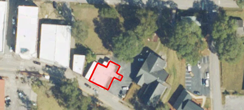 412 Main St