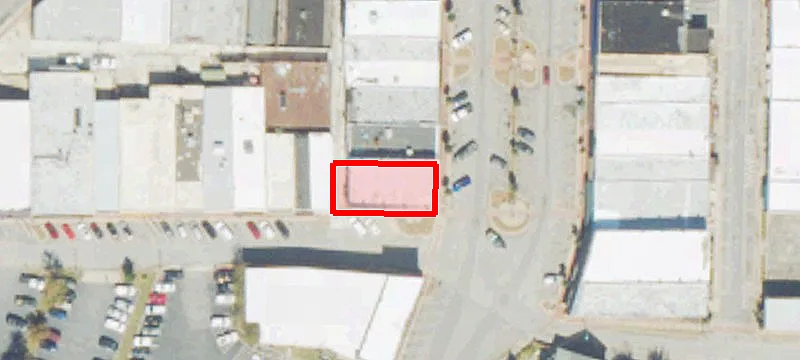215 Main St