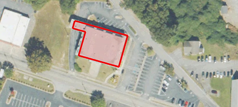 1066 Main St