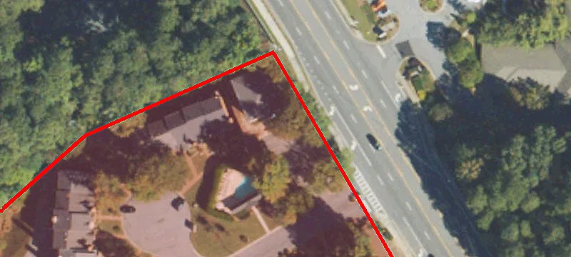 2750 Holcomb Brg Rd