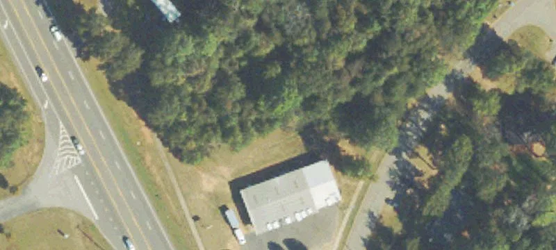 590 Old Commerce Rd