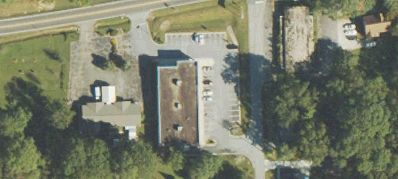 100 Oak St