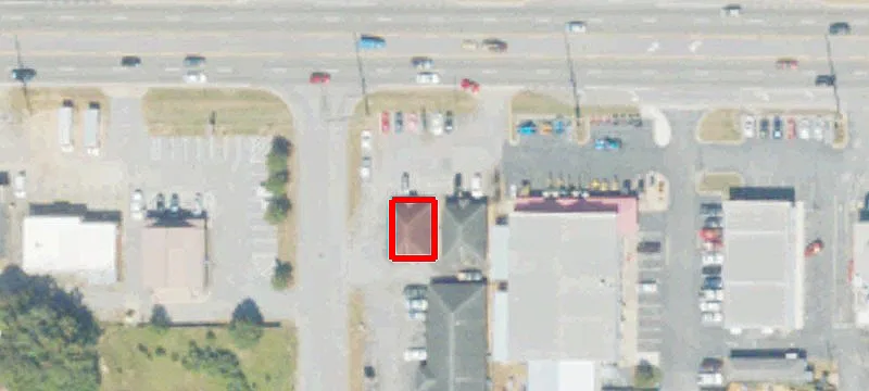 1239 Russell Pkwy
