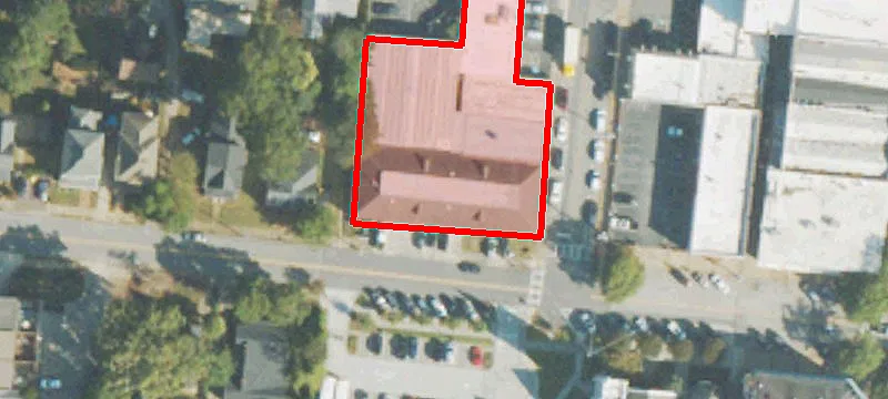 10 Brown St