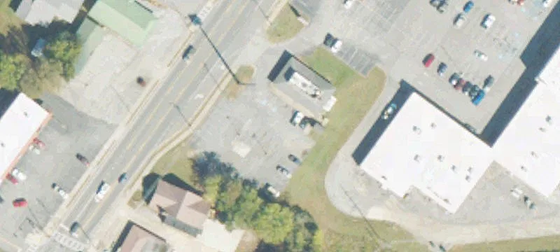 12020 Main St