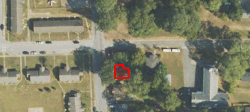16 Boone Dr
