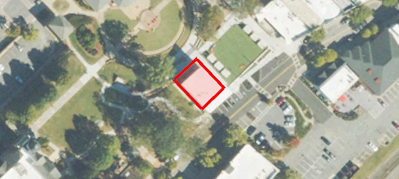 3151 Main St