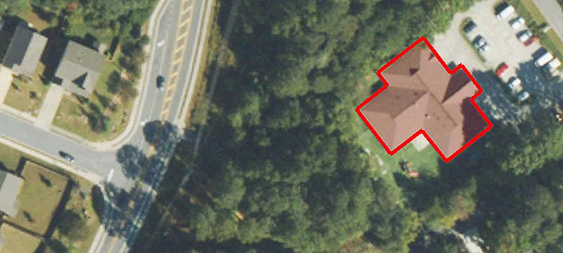 5853 Suwanee Dm Rd
