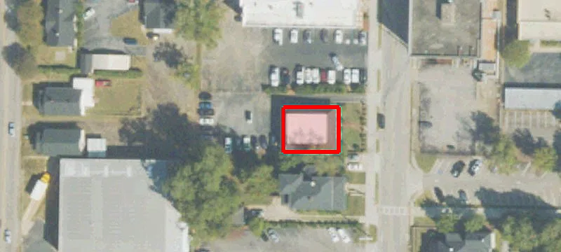 304 Lewis St