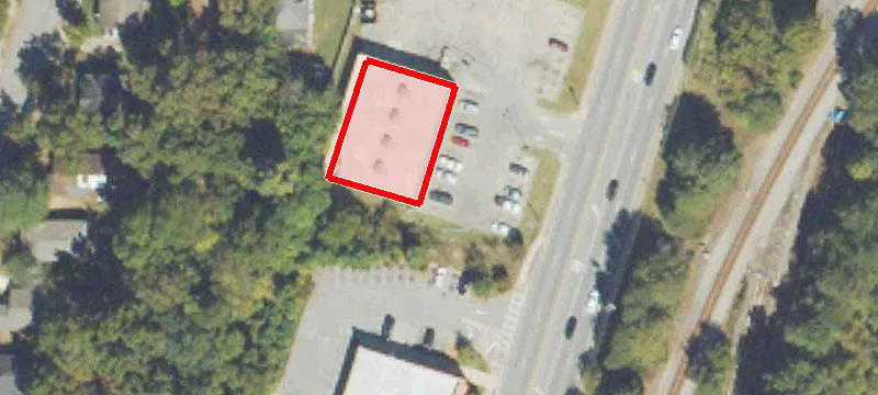 3023 Main St