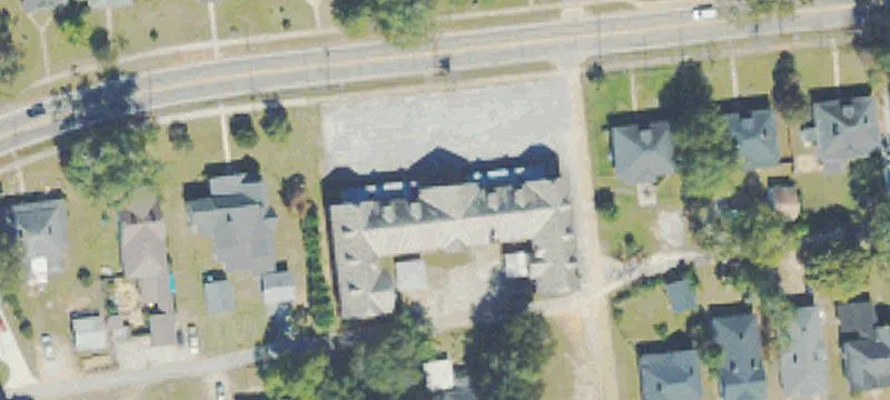 22 Broad St