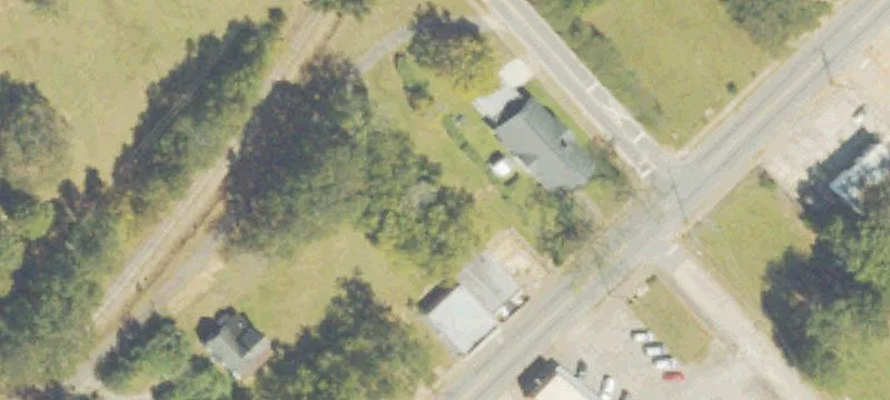 709 Barnesville St