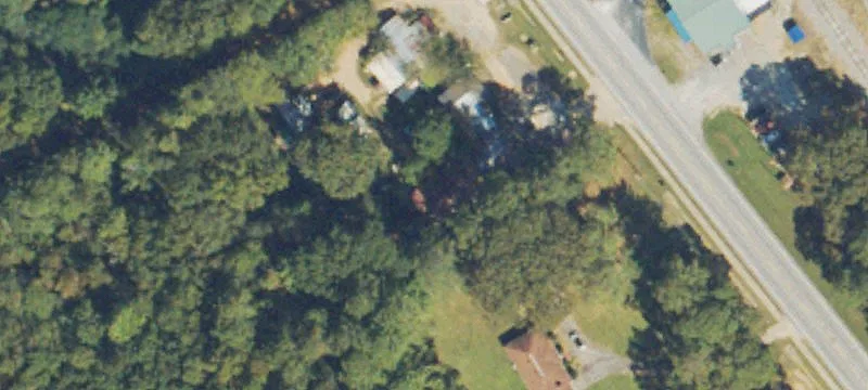 988 Main St