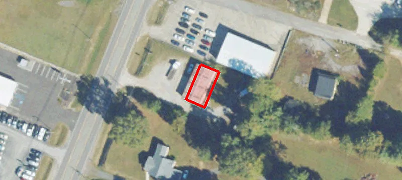 1716 Main St