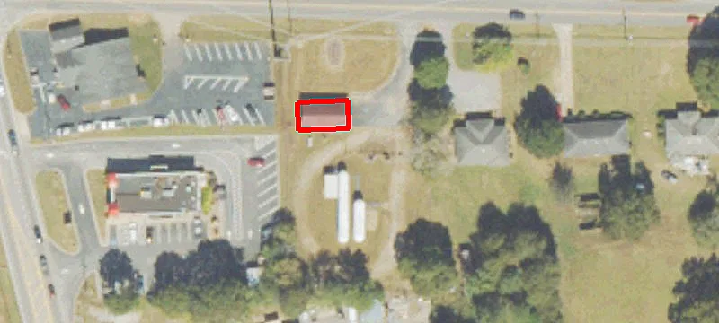 26 Racetrack Rd