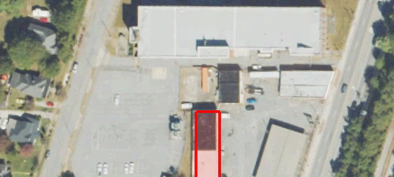 3067 Main St