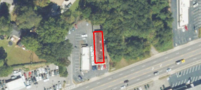 1104 Veterans Memorial SW Hwy