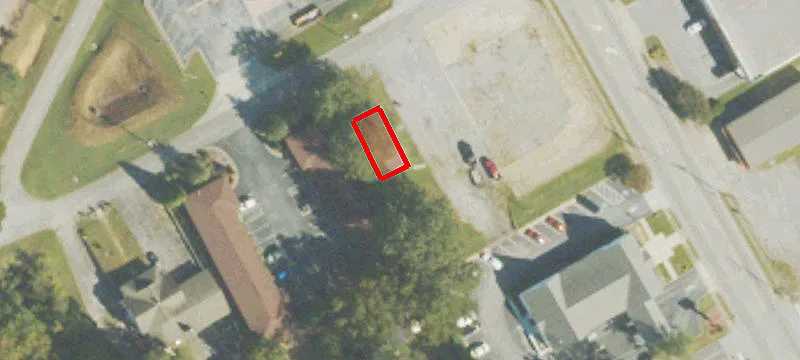 211 Oak St