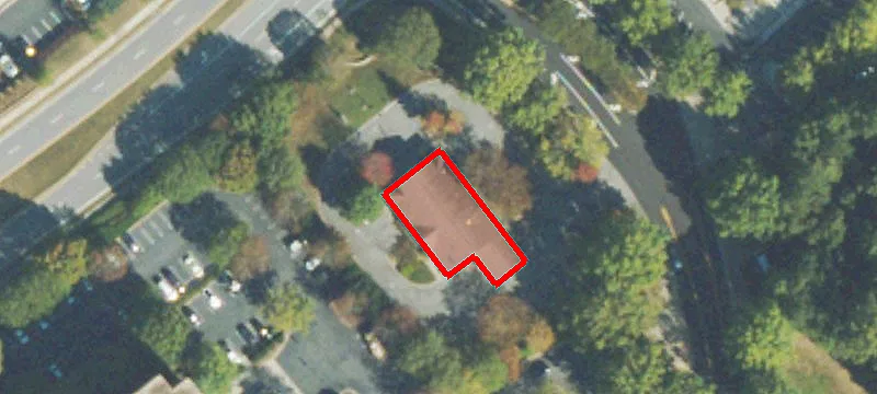 2035 Sugarloaf Cir
