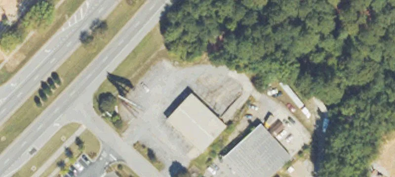 145 Walker Pkwy