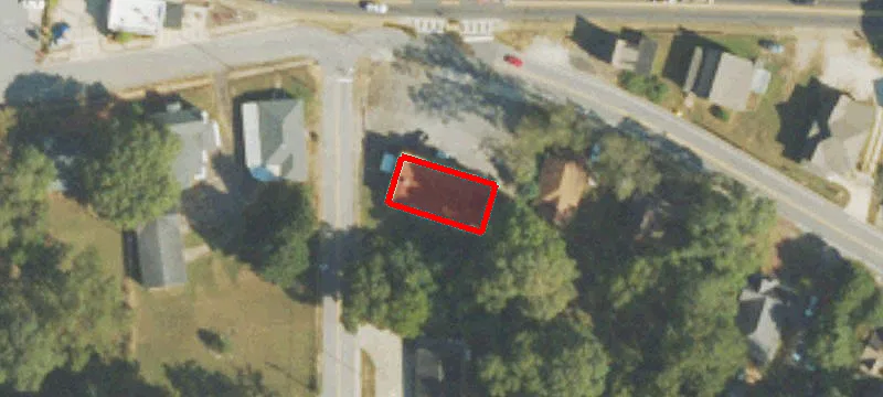 84 Temple Ave