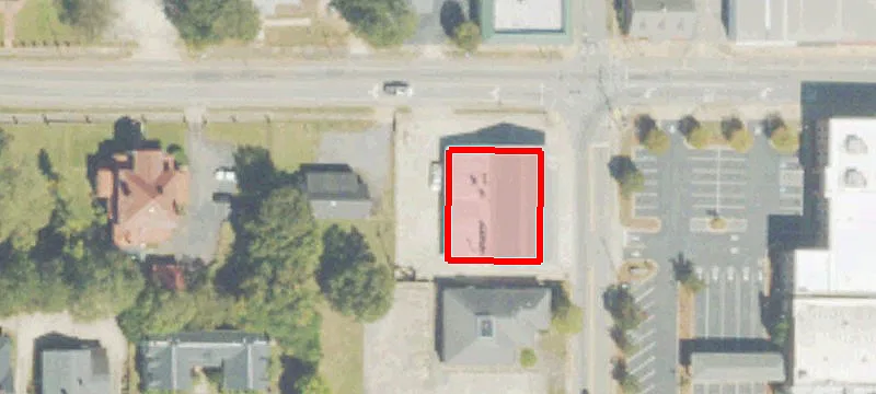 303 Main St