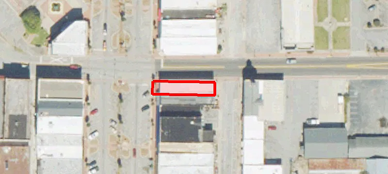 202 Main St
