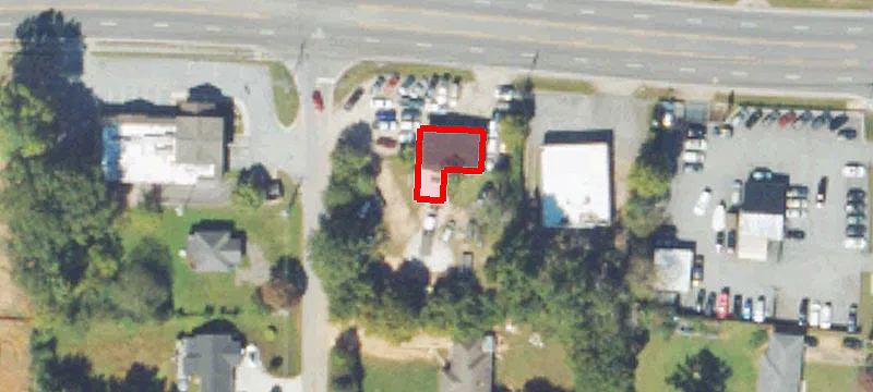 306 Veterans Memorial SE Hwy