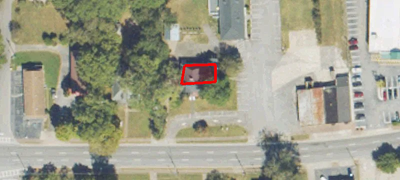 240 Lanier E Ave