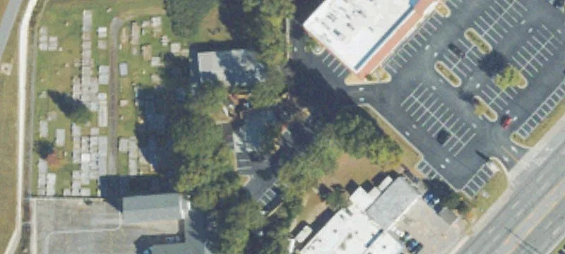 2109 Bragg St