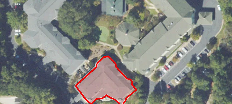100 Whitlock NW Ave