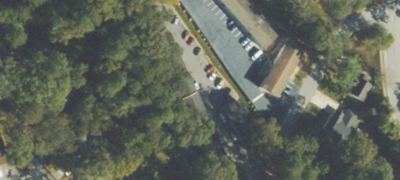 982 Smith St