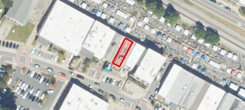 4841 Main St
