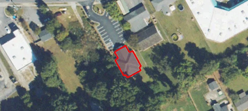 6286 Oakwood Cir