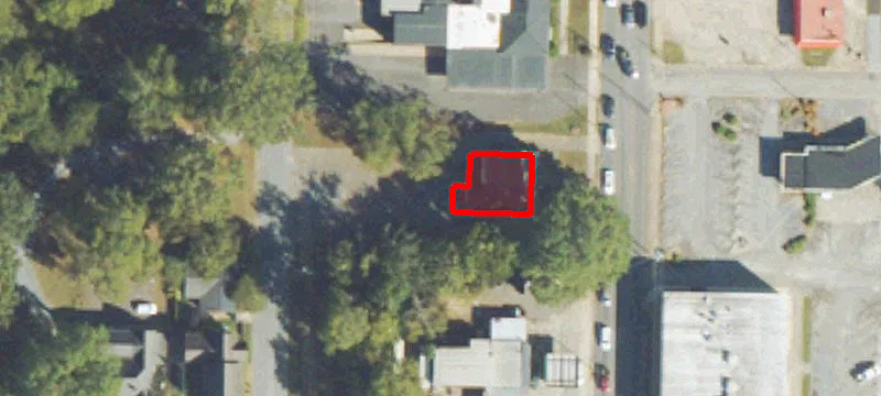 306 College St