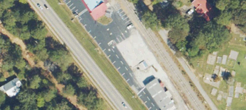 1025 Main St