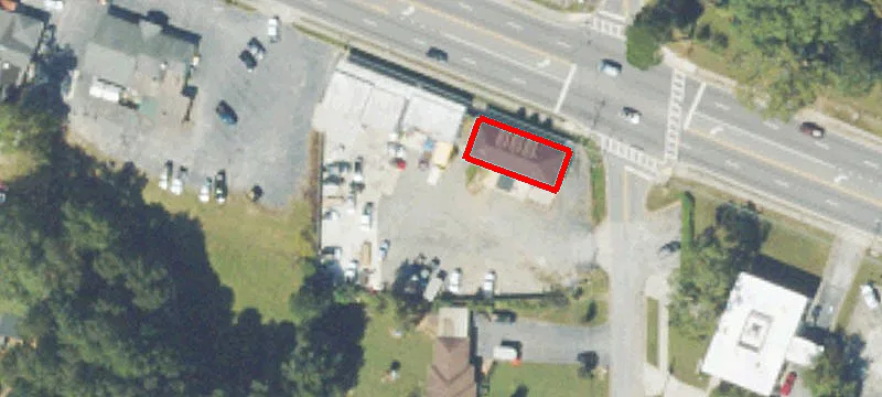 477 Veterans Memorial SW Hwy