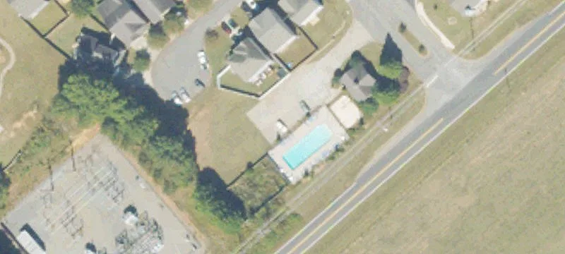11 Shaw NW Blvd