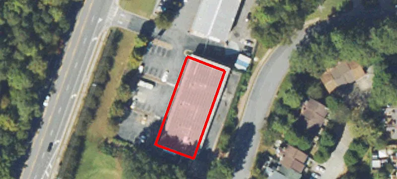 8135 Roswell Rd