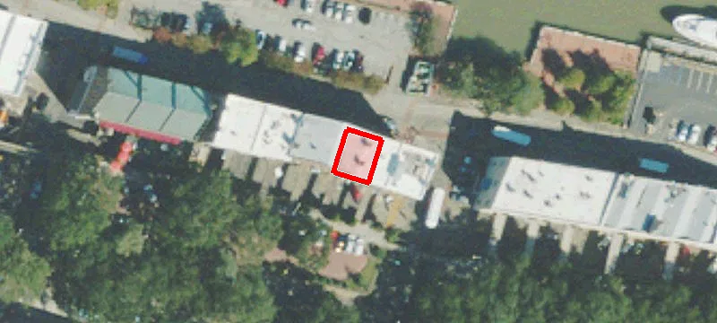 223 Riv St