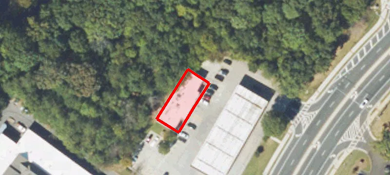 7884 Roswell Rd