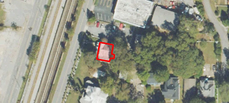3304 Main St