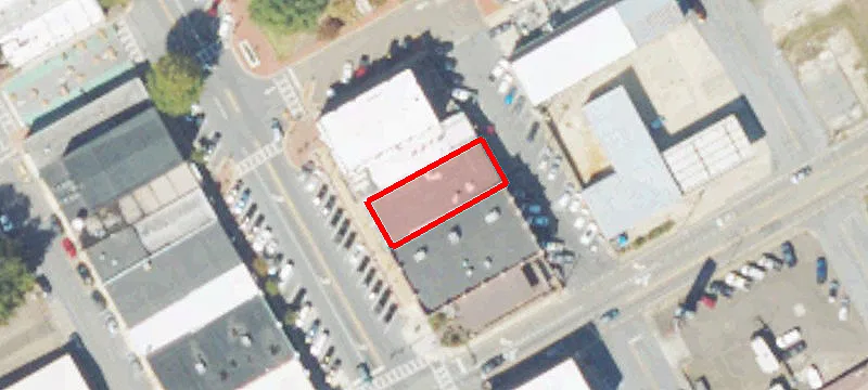 12 Main St
